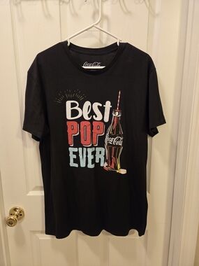 NWT Coca-Cola 'Best Pop Ever' Men's Black Graphic Tee